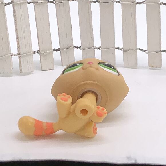 LPS #706 791 LITTLEST PET SHOP Kitten Cat Tabby Fitness Club Hasbro - Picture 4 of 4